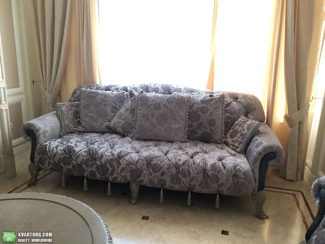 Rent out 3-room apartment. Киев,  Драгомирова — photo 8