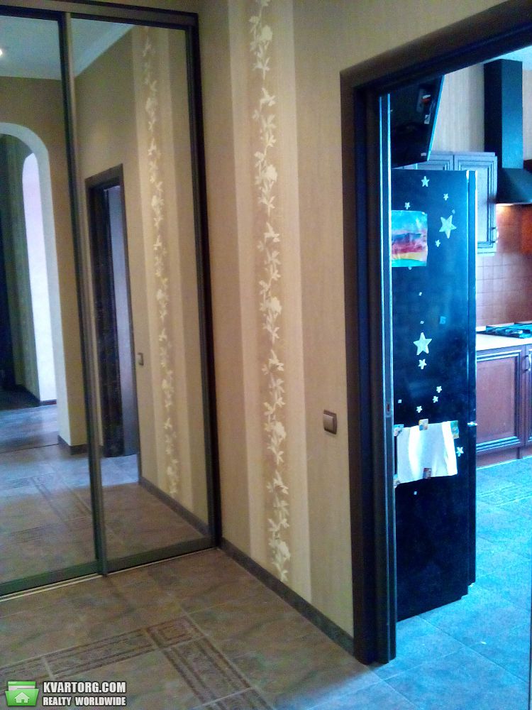 Rent out 2-room apartment. Киев, лобановского — photo 4