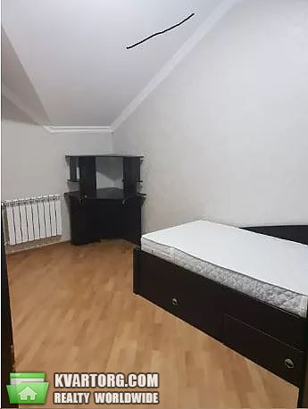 Rent out multi-room apartment. Киев,  Тепличная — photo 7