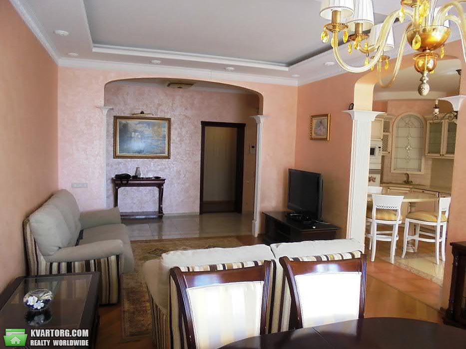 Rent out 3-room apartment. Киев,  Коперника — photo 1