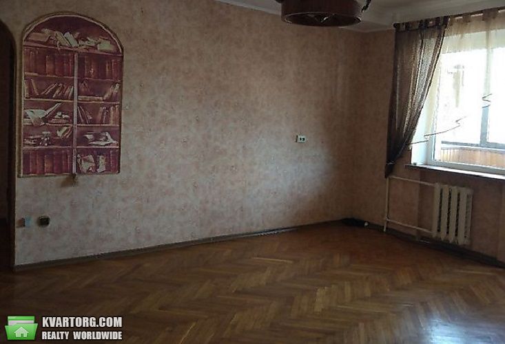 Sell 3-room apartment. Киев,  Дегтяревская — photo 5
