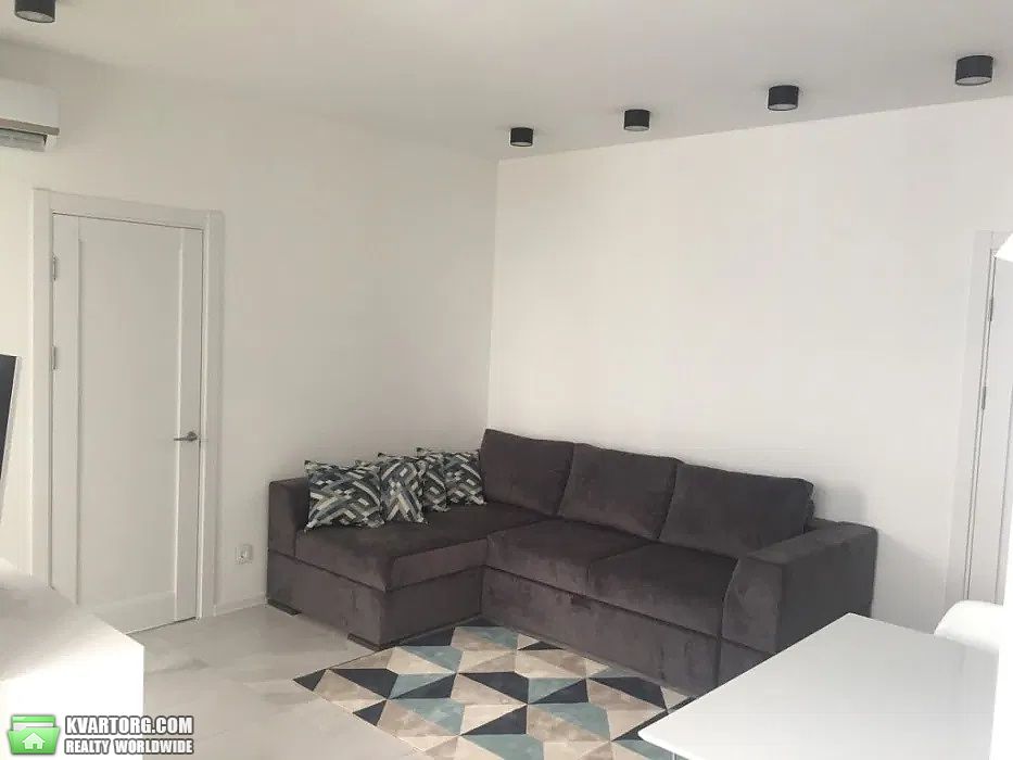 Sell 1-room apartment. Киев,  Богдановская — photo 1
