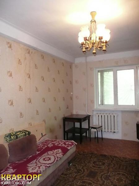 Sell 2-room apartment. Киев,  Петропавловская — photo 2