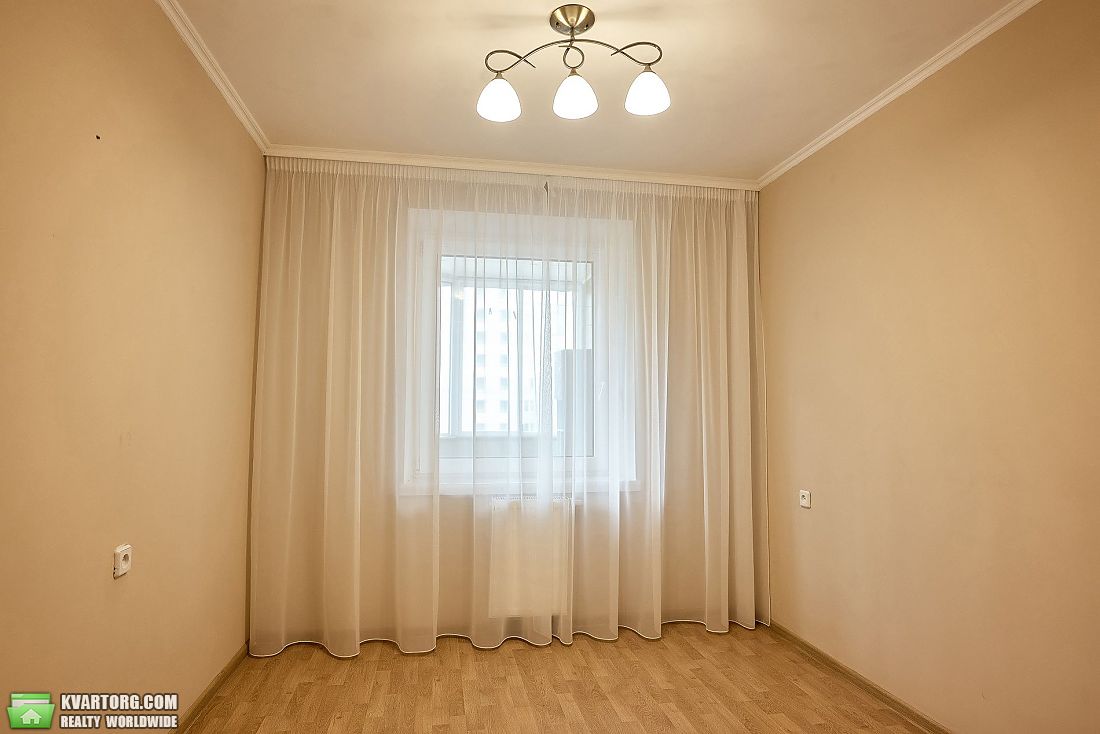 Rent out 4-room apartment. Киев,  Чаадаева — photo 8