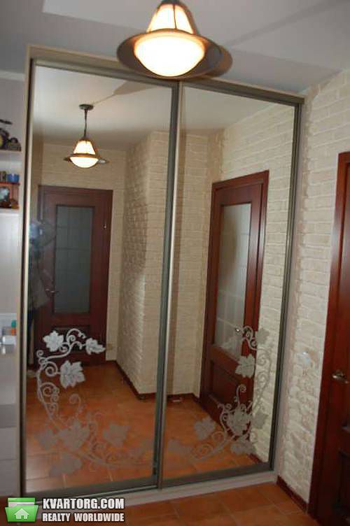 Rent out 2-room apartment. Киев,  Урловская — photo 10