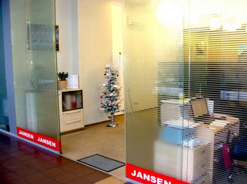 Sell office. Киев, Жилянская — photo 2