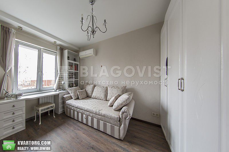 Sell 3-room apartment. Киев,  Урловская — photo 4
