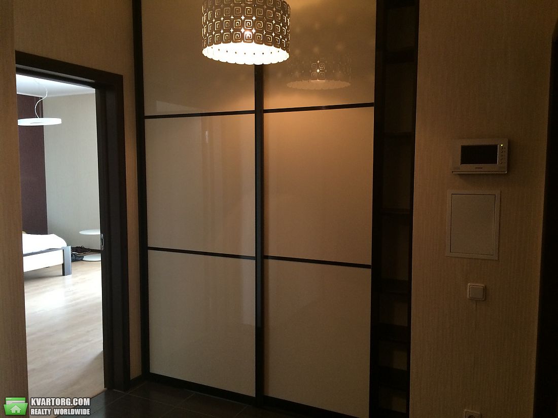Sell 3-room apartment. Киев,  Набережно-Крещатикская — photo 10