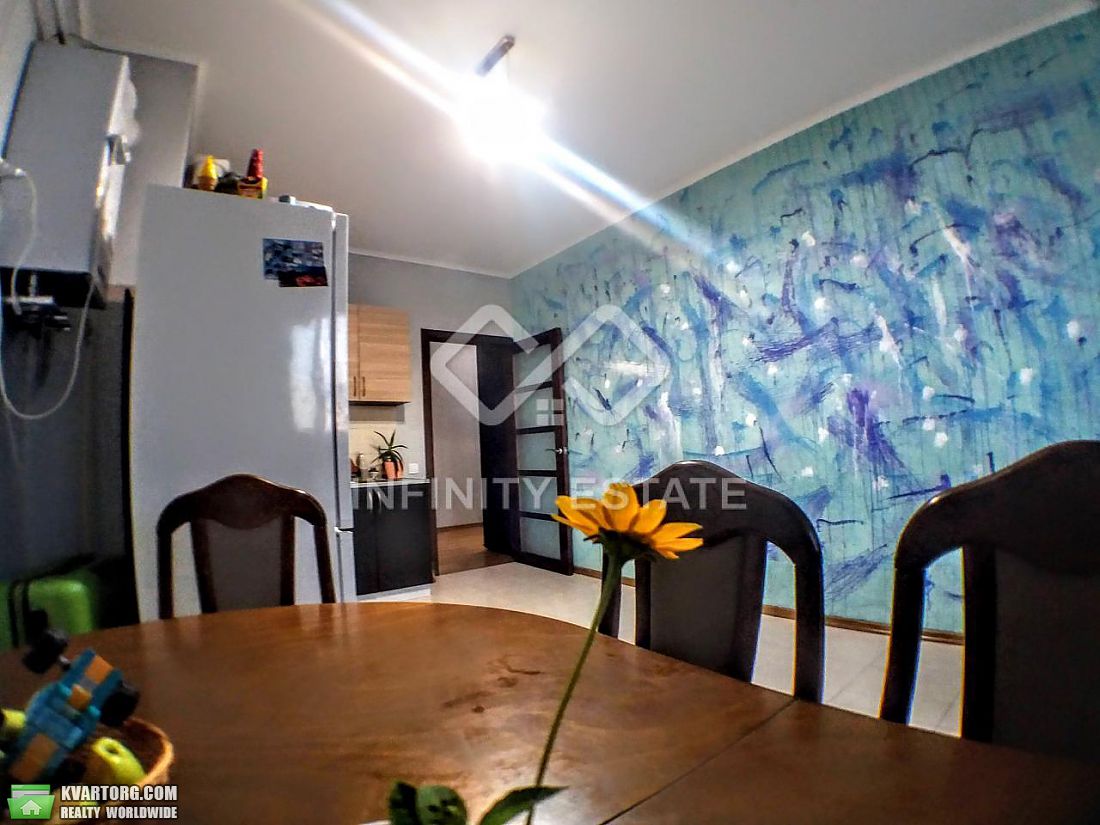 Sell 1-room apartment. Киев, Свободы — photo 4
