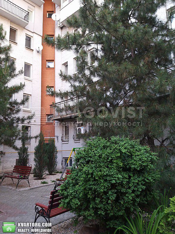 Sell 3-room apartment. Киев,  Еленовская — photo 1