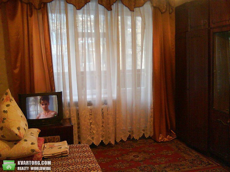 Rent out 2-room apartment. Киев, Николая Бажана — photo 2
