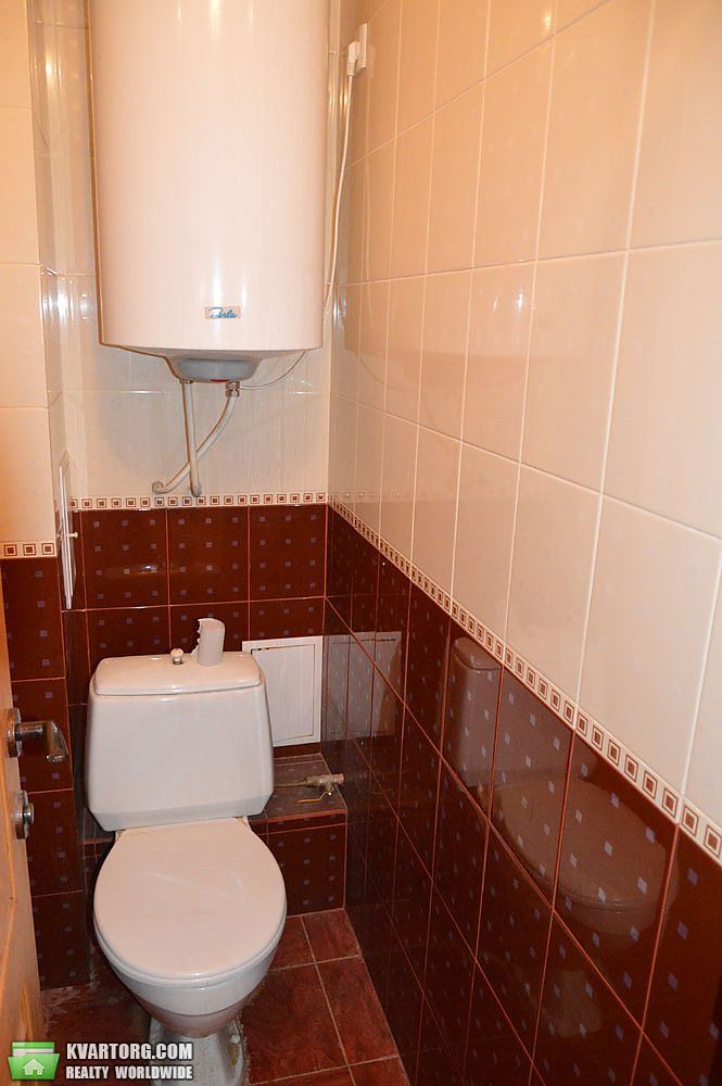 Rent out 2-room apartment. Киев,  Предславинская — photo 7