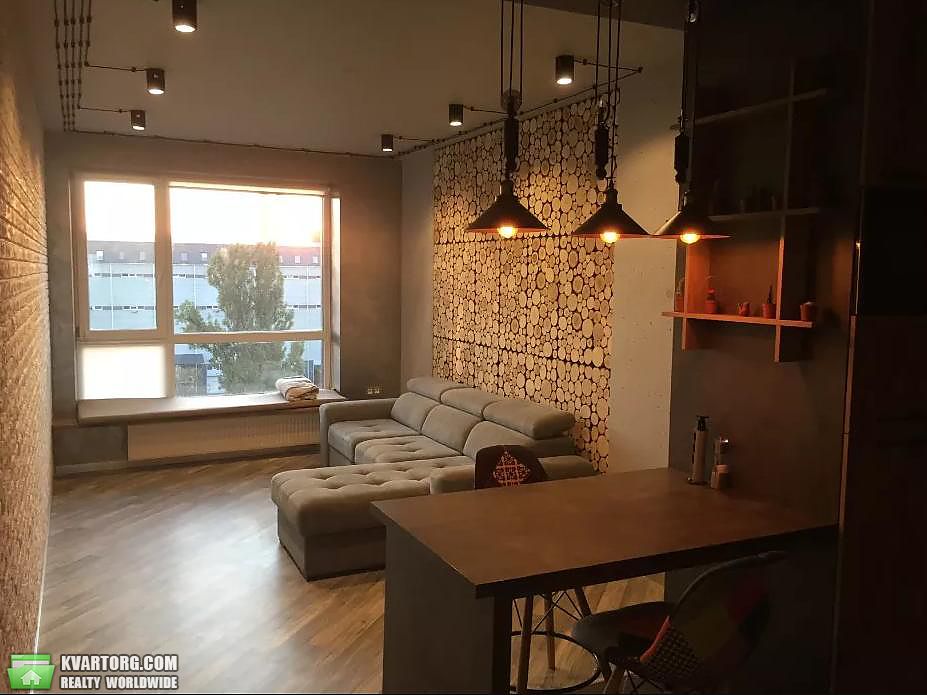 Rent out 2-room apartment. Киев,  Лепсе бул — photo 1