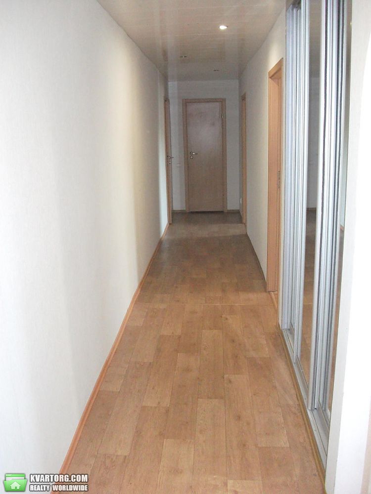 Sell 4-room apartment. Днепропетровск, Братьев Трофимовых — photo 8