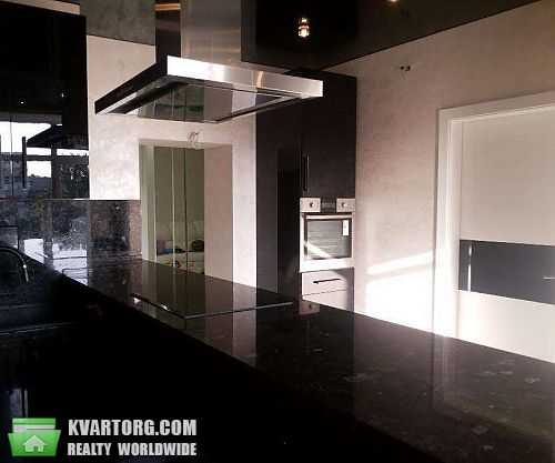 Rent out 1-room apartment. Киев, Леси Украинки бул — photo 10