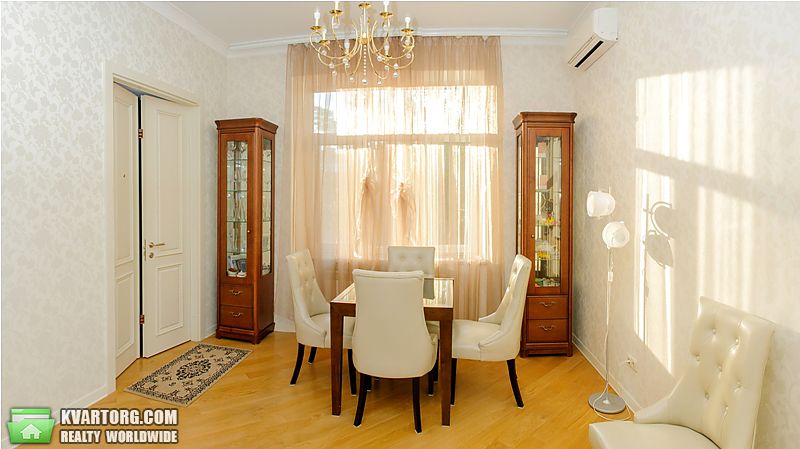 Rent out 4-room apartment. Киев,  Институтская — photo 7