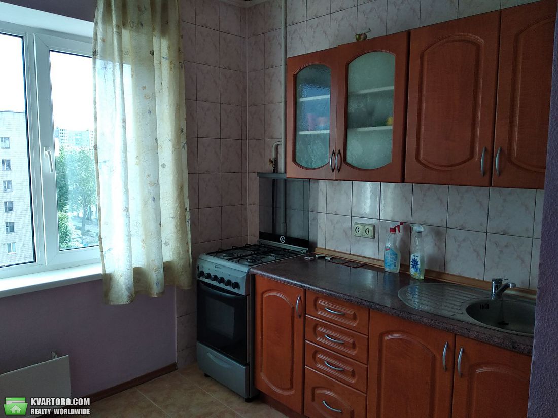 Rent out 2-room apartment. Киев,  Сабурова — photo 2