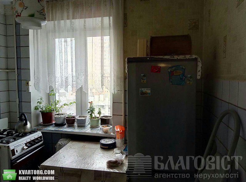 Sell 2-room apartment. Киев,  Щорса — photo 5