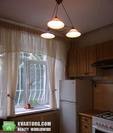Sell 2-room apartment. Киев,  ул. Богдана Хмельницкого — photo 3