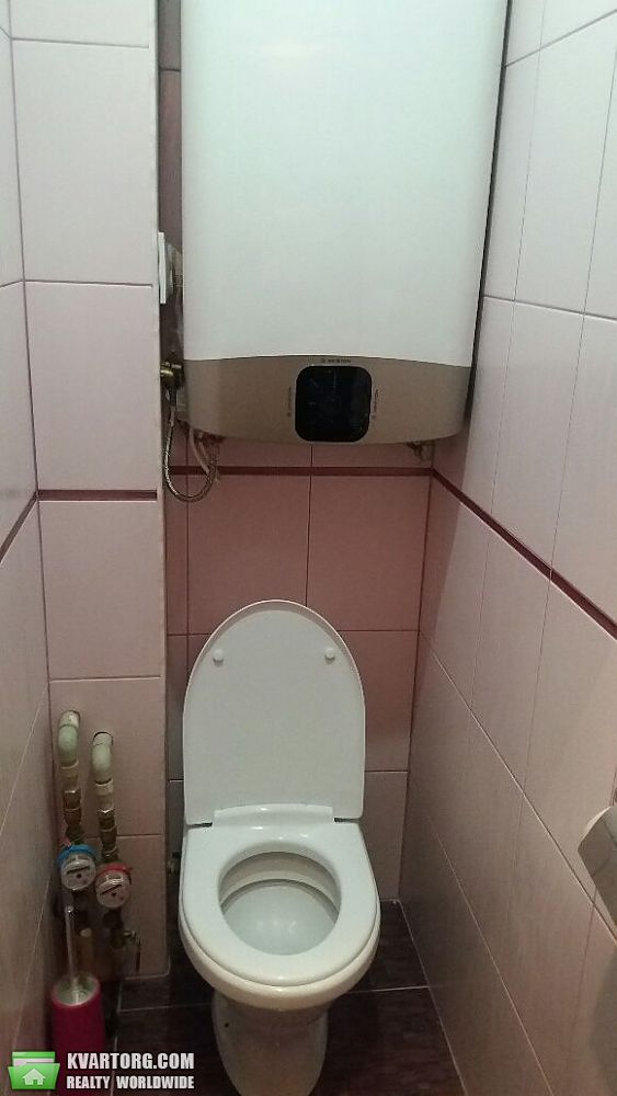 Rent out 2-room apartment. Киев,  Отрадный пр — photo 4