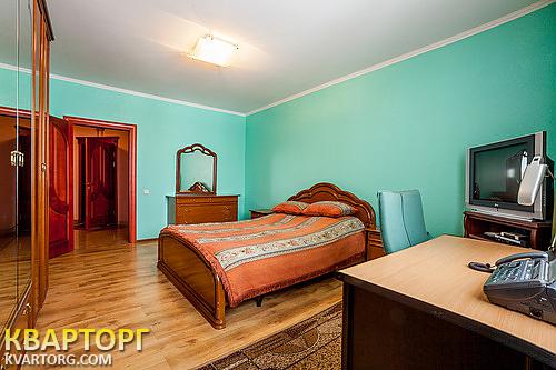 Rent out 4-room apartment. Киев,  Окипной — photo 4