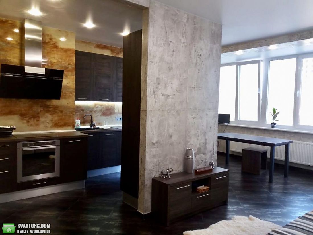 Rent out 4-room apartment. Киев,  Туманяна — photo 8