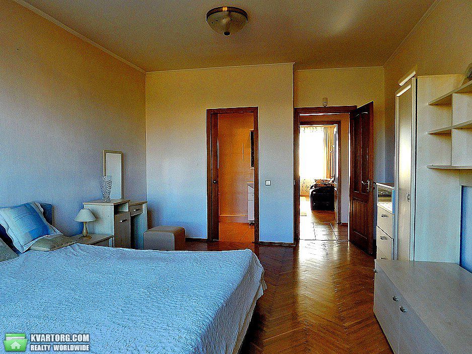 Rent out 3-room apartment. Киев, Льва Толстого — photo 2