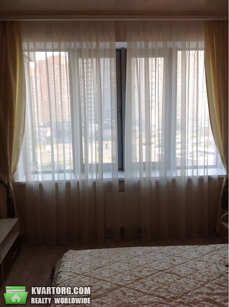 Sell 2-room apartment. Киев, Днепровская наб — photo 4