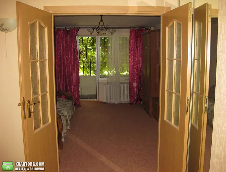Rent out 1-room apartment. Львов, Демнянська — photo 4