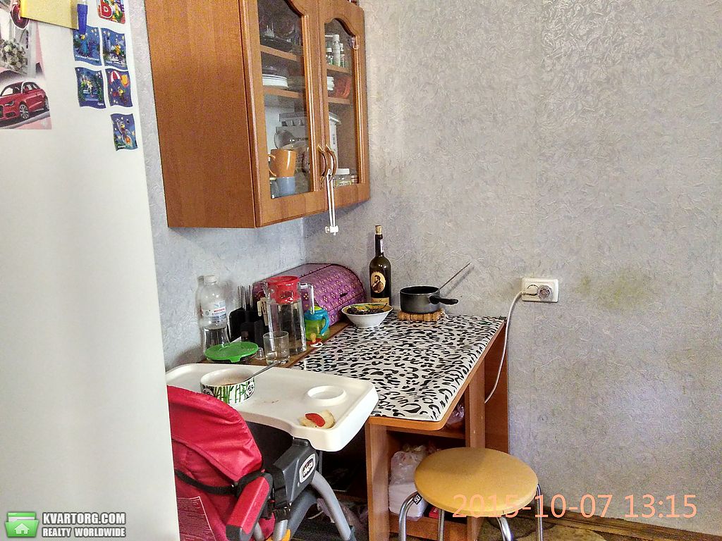 Комната в коммунальной квартире на таирова с балконом, одесс.