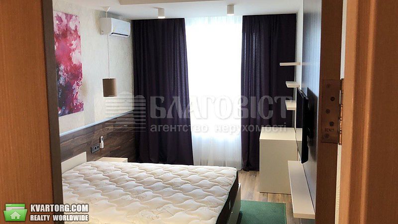 Rent out 2-room apartment. Киев,  Герцена — photo 2