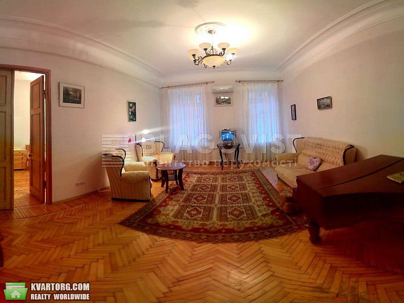 Rent out 2-room apartment. Киев,  Крещатик — photo 1