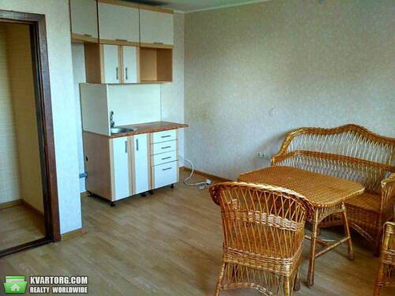 Sell 3-room apartment. Киев,  Кольцова бул — photo 1