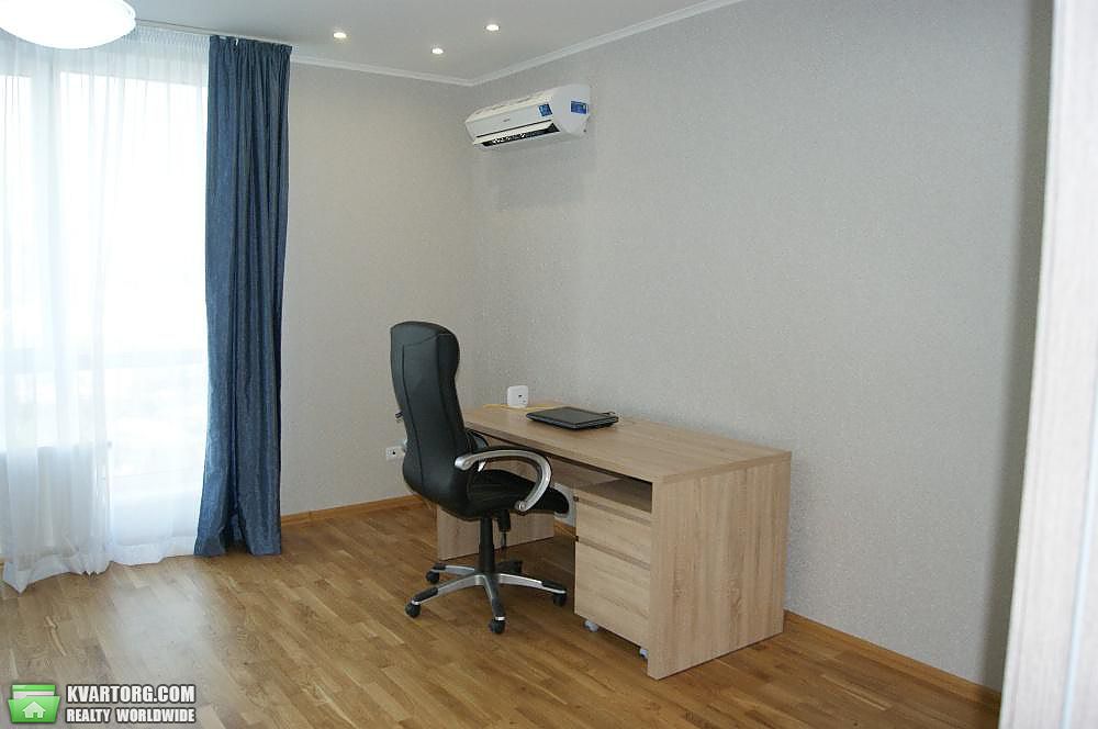Rent out 4-room apartment. Киев,  Голосеевский пр — photo 4