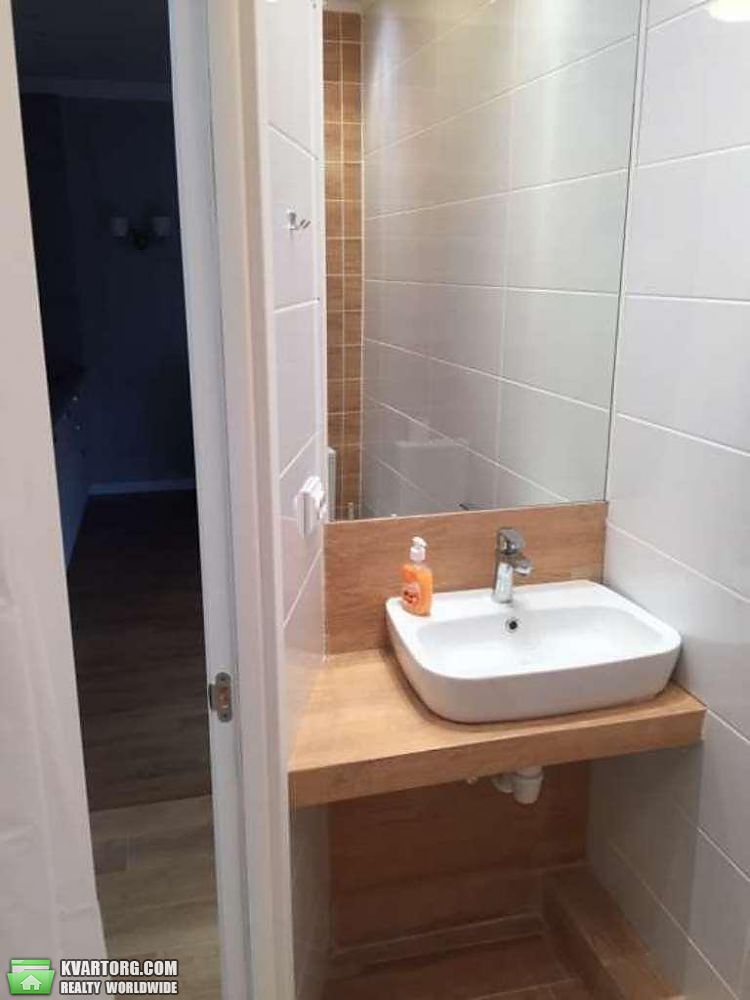 Rent out 1-room apartment. Киев,  Драгомирова — photo 7