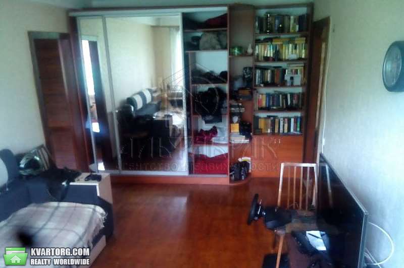 Sell 2-room apartment. Киев,  Шлихтера — photo 3