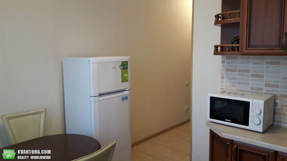 Rent out 3-room apartment. Киев, Гетьмана Вадима — photo 7