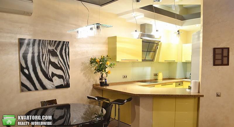 Rent out 3-room apartment. Киев,  Жилянская — photo 3