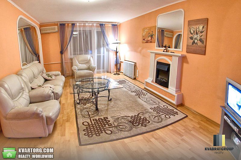 Rent out 3-room apartment. Днепропетровск, Крутогорный Спуск — photo 1
