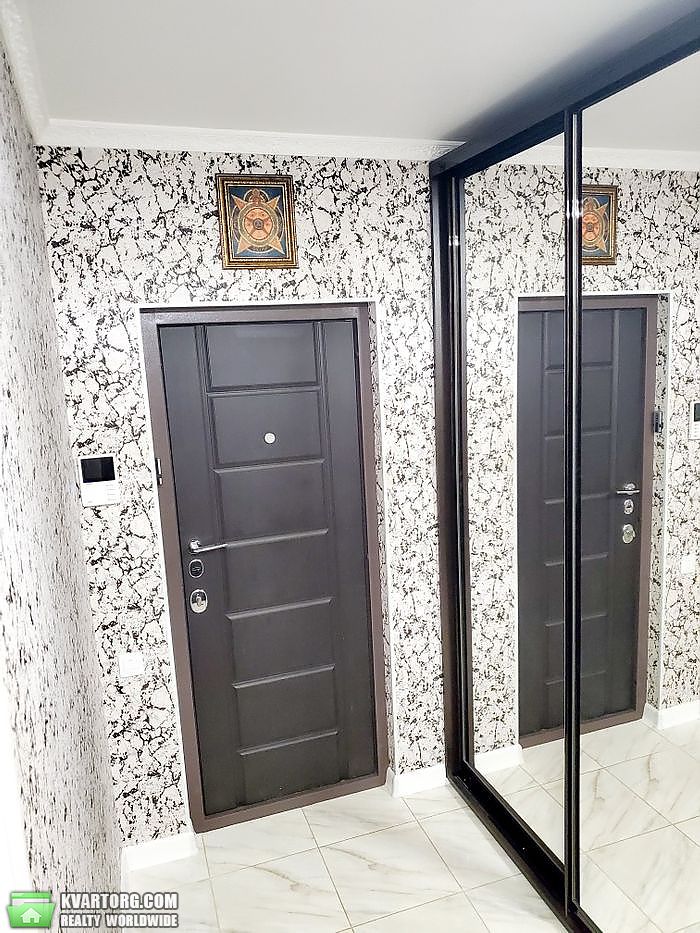 Sell 2-room apartment. Киев,  Ломоносова — photo 2