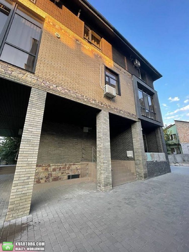 Rent out 1-room apartment. Киев, Залізнична — photo 1