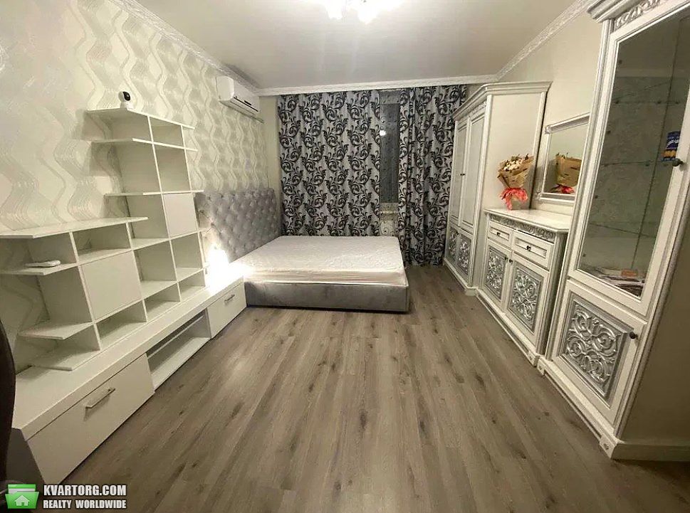 Rent out 2-room apartment. Киев, Лобановского проспект — photo 3