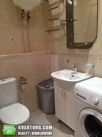Rent out 1-room apartment. Киев, Регенераторная — photo 3