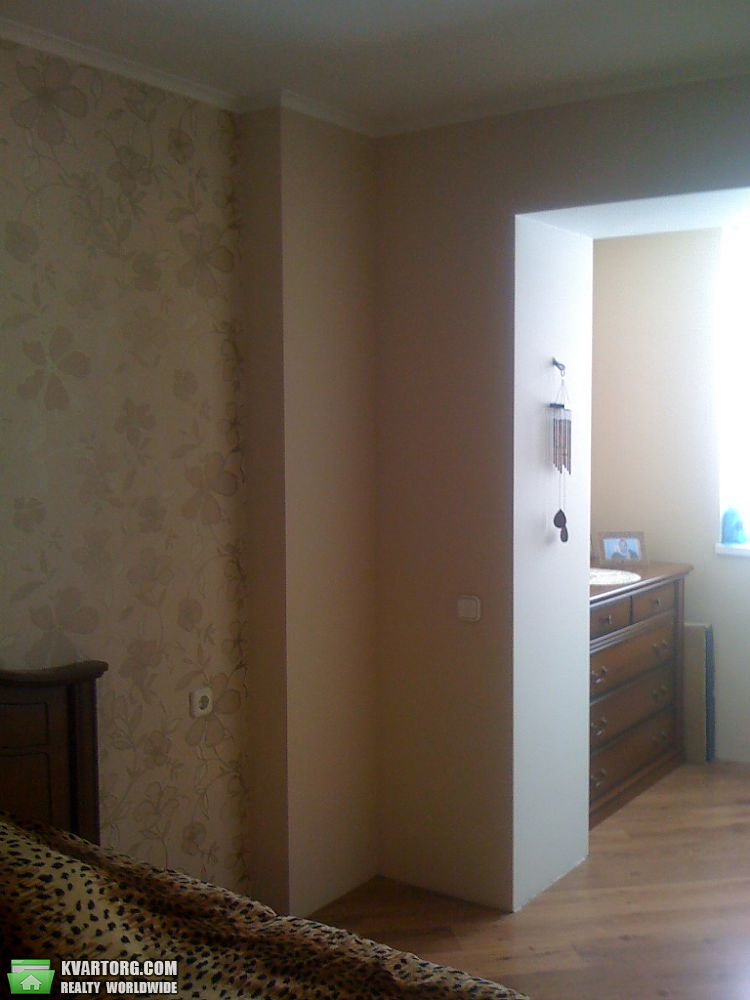 Sell 3-room apartment. Днепропетровск, Тополь-2 — photo 4