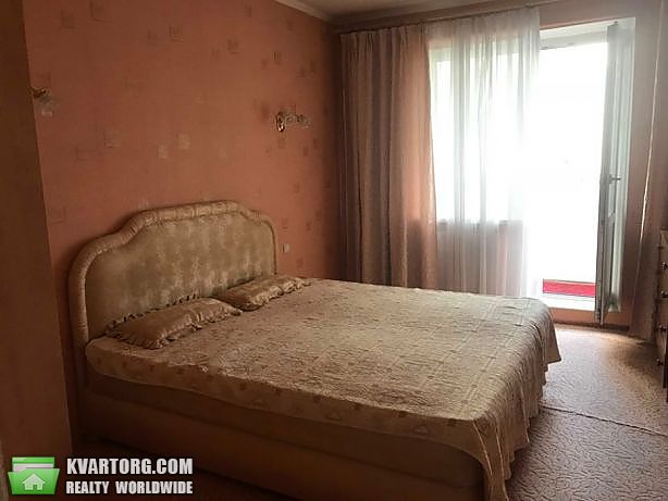 Rent out 3-room apartment. Киев, Ирпенская — photo 8