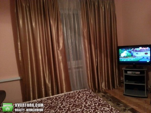 Rent out 1-room apartment. Киев,  Старонаводницкая — photo 3