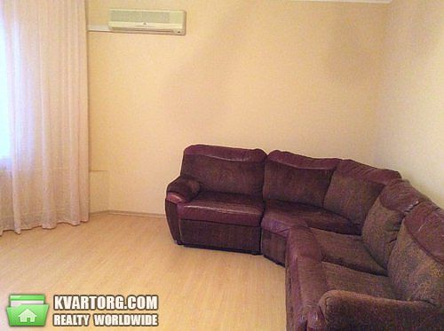 Rent out 3-room apartment. Киев, Никольско-Слободская — photo 8