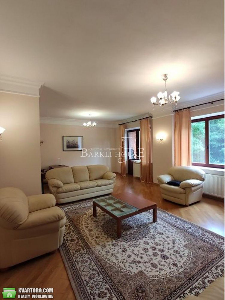 Rent out 3-room apartment. Киев,  Жилянская — photo 2