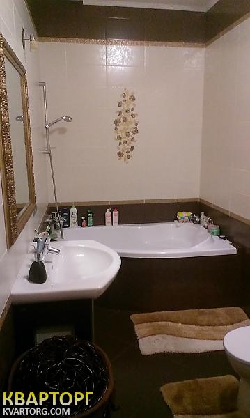 Rent out 3-room apartment. Киев,  Героев Сталинграда пр — photo 9