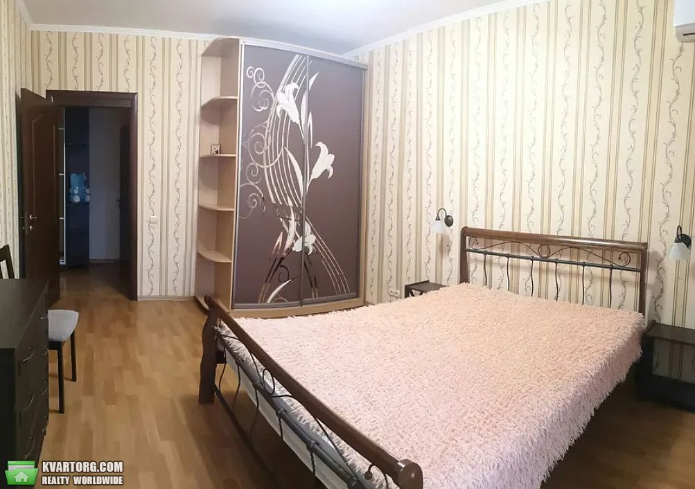 Rent out 2-room apartment. Киев, Б.Гмыри — photo 8